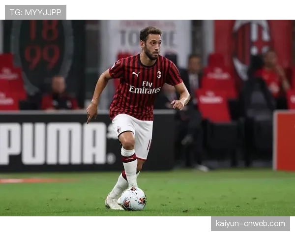 国际米兰VS卡利亚里战术推演：恰尔汉奥卢调度成关键